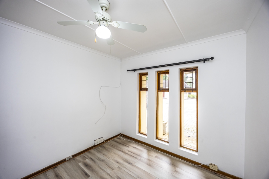 3 Bedroom Property for Sale in Bonza Bay Eastern Cape